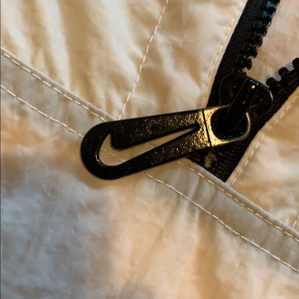 Nike 90s Windbreaker - Picture 3 of 5